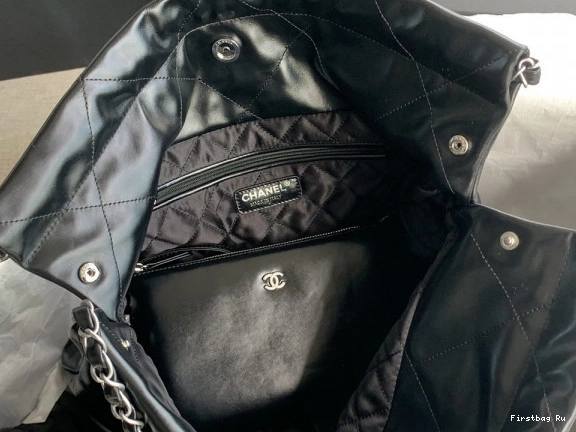 First Bag Ru CHANEL HANDBAG 22 0729